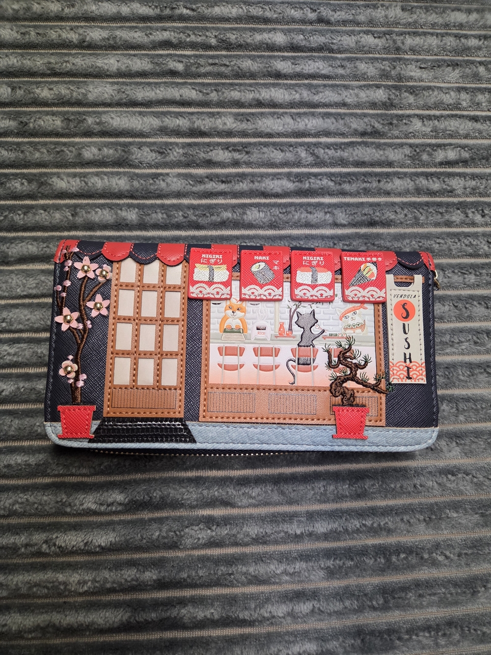 Sushi Shop Appliqué Long Wallet - Navy & Red